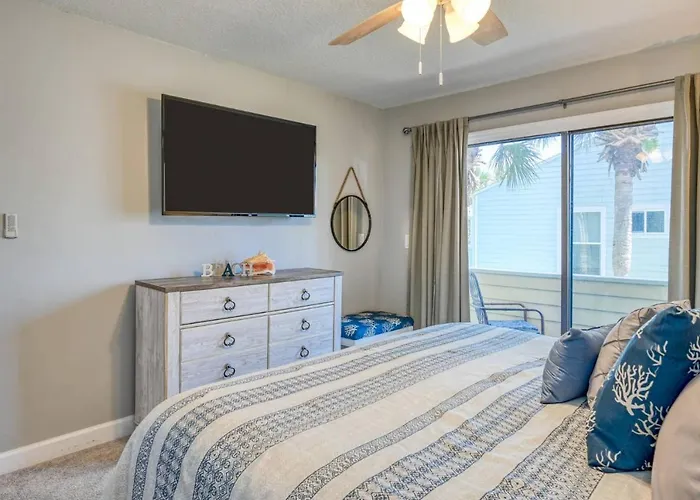 Sea Turtle Shores